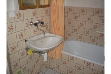 Češka Chata Machov, Eksterier